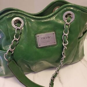Green Shoulder Bag W Chain Strap